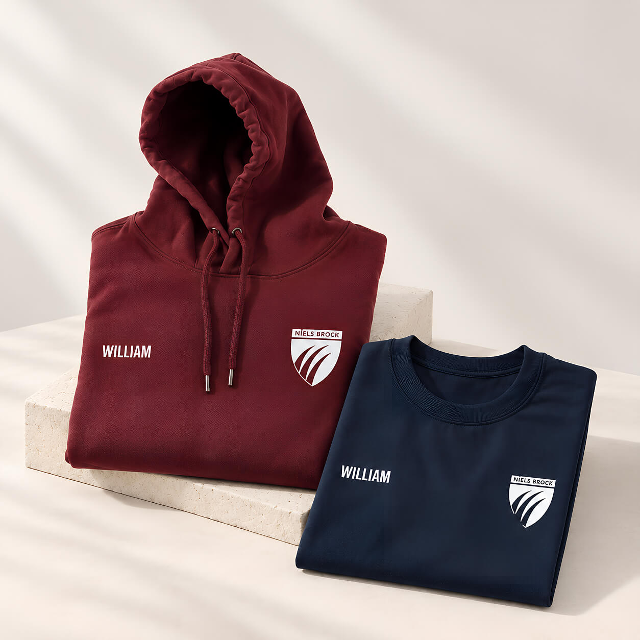 Hoodie & T-shirt